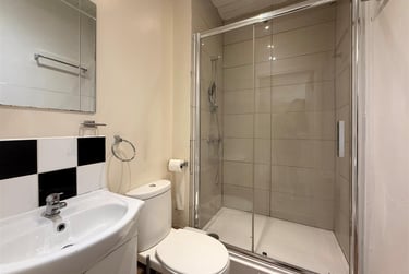 2 bed flat, Eighth Avenue, Heaton, Newcastle, NE65YB - Image 6